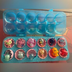Hatchimals Colleggtibles Lot 12 Egg Blue Carton Glitter Figures